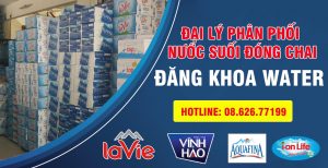 nước suối đóng chai